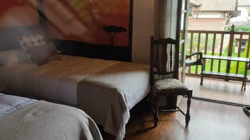 スタンダードルーム, Hostal Mendaurpe