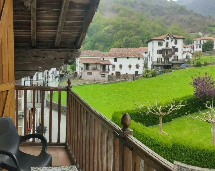 ファミリールーム, Hostal Mendaurpe