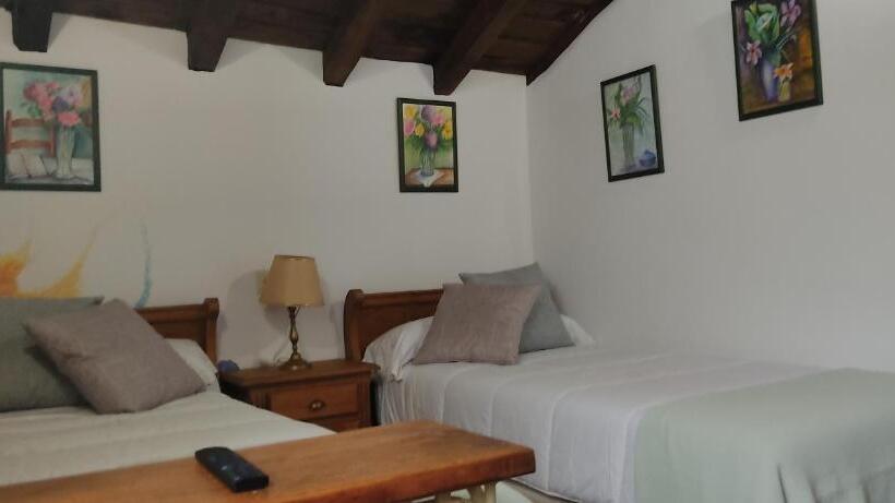 Номер Superior с Террасой, Hostal Mendaurpe
