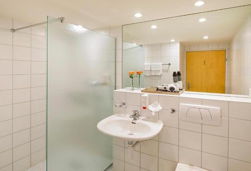 Standard Enkelrum, Boldern