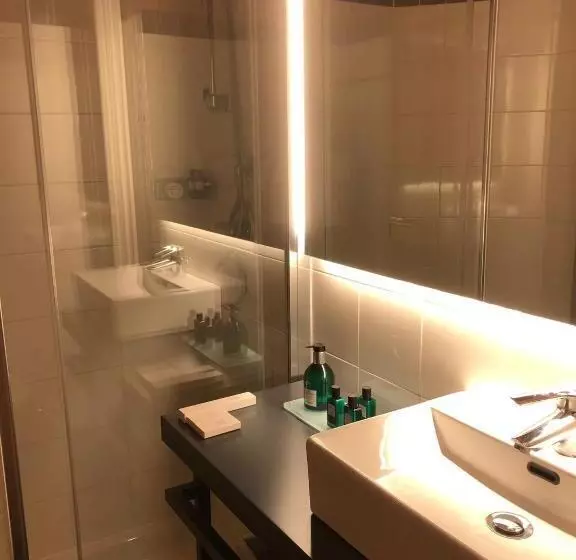 اتاق سوپریور با چشمانداز باغ, Boutique Hotel Municipio 1815