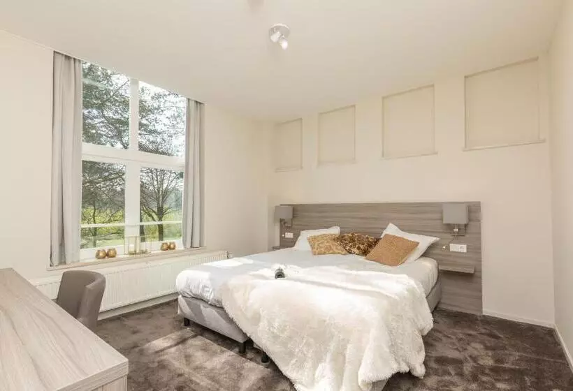 コンフォートルーム, Fletcher Kloosterhotel Willibrordhaeghe