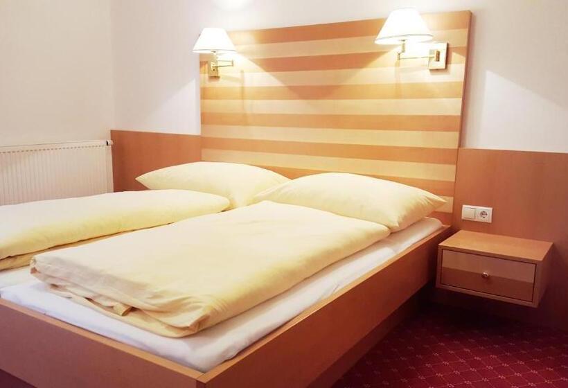 غرفة قياسية, Gasthof Hotel Zur Goldenen Krone