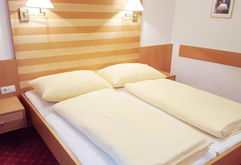 غرفة قياسية, Gasthof Hotel Zur Goldenen Krone