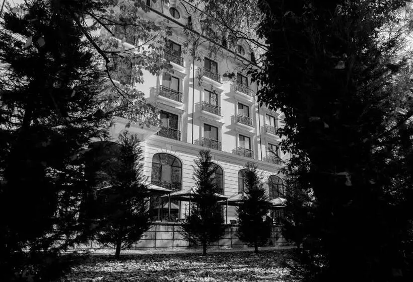 デラックスジュニアスイート, Grand Hotel Sofianu