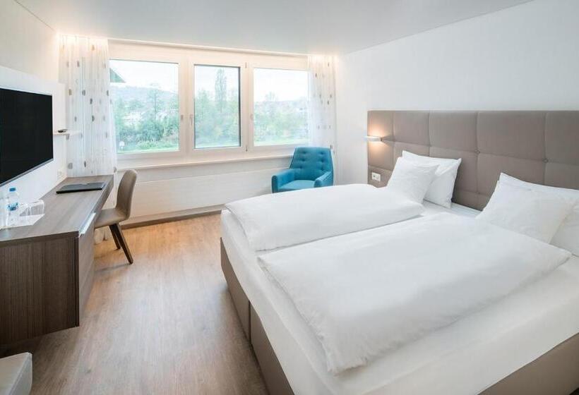 Классический Номер, Al Ponte