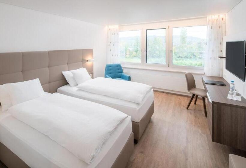 Классический Номер, Al Ponte