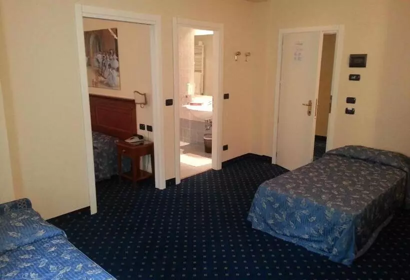スタンダード４人部屋, Albergo Costantini