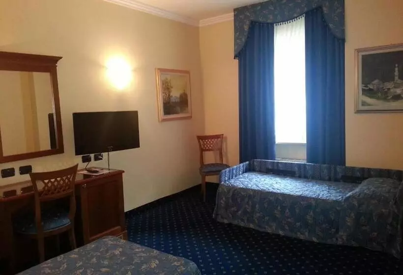 スタンダード４人部屋, Albergo Costantini