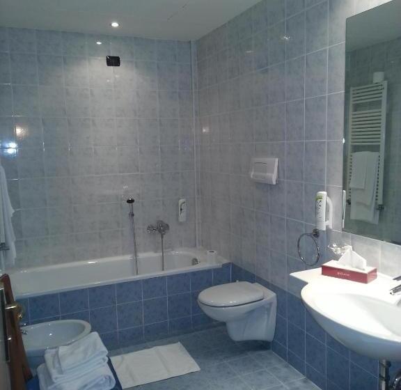 غرفة قياسية رباعية, Albergo Costantini