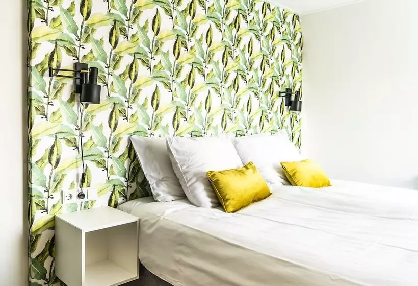 デラックスルーム, Boutique Hotel Charley S