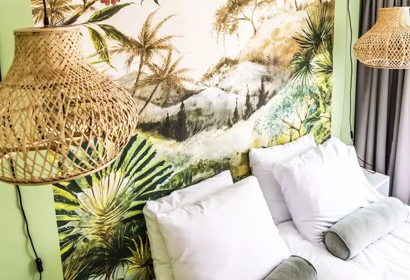 デラックスルーム, Boutique Hotel Charley S