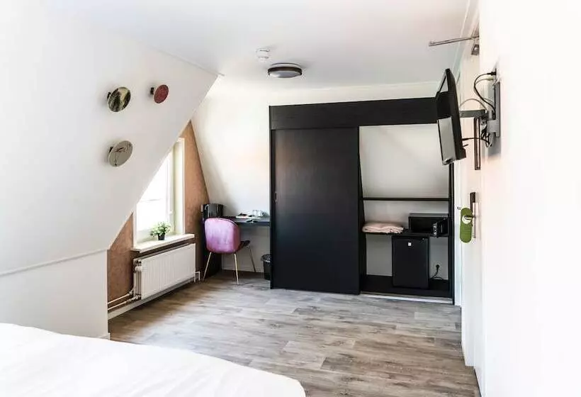 スーペリアールーム, Boutique Hotel Charley S