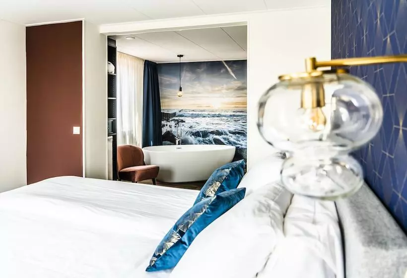 スイート, Boutique Hotel Charley S