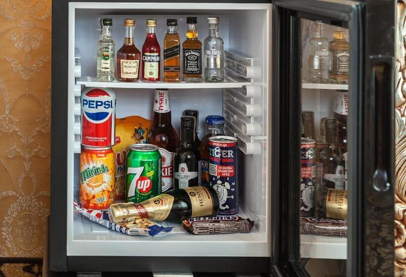 סוויטה, Cristal Park