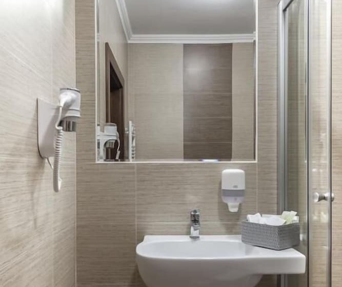 חדר קלאסי, Cristal Park