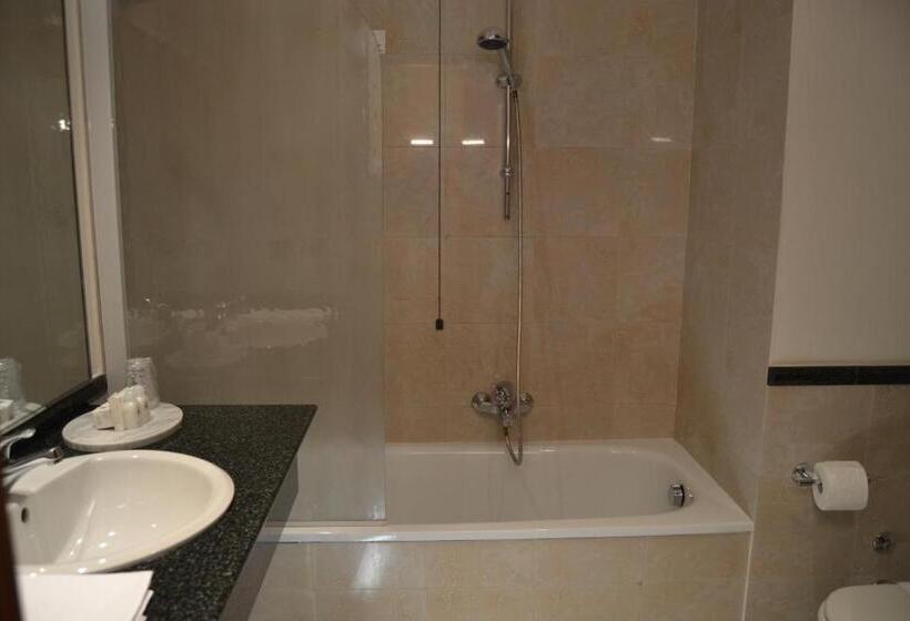 ジュニアスイート, Due Leoni