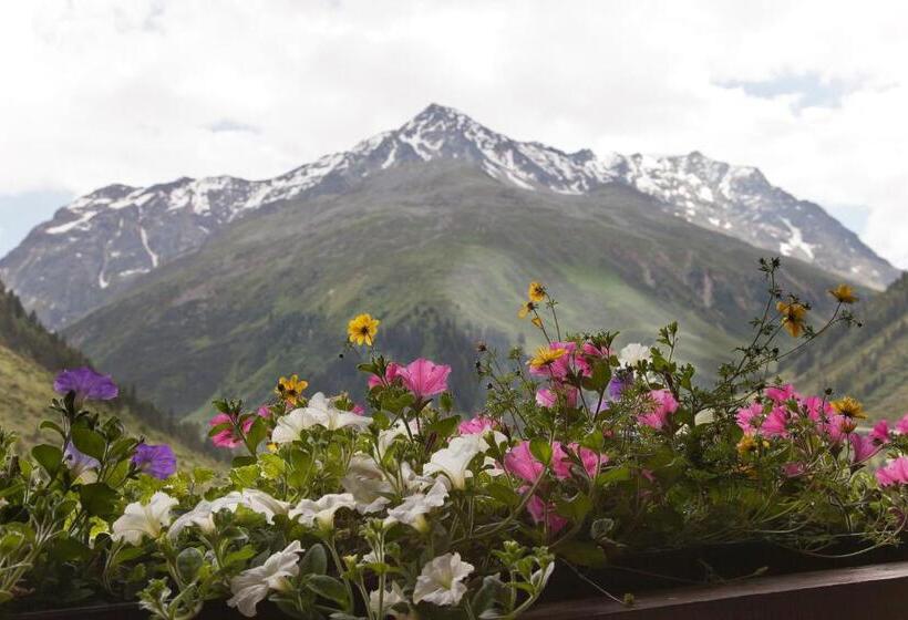 ファミリールーム, Garni Rifflsee