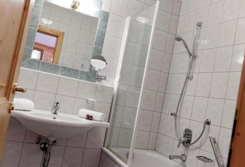 スーペリアファミリールーム, Garni Rifflsee