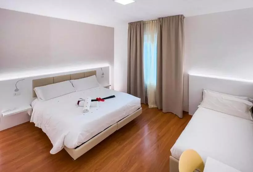 اتاق استاندارد سه نفره, Gran Sasso & Spa