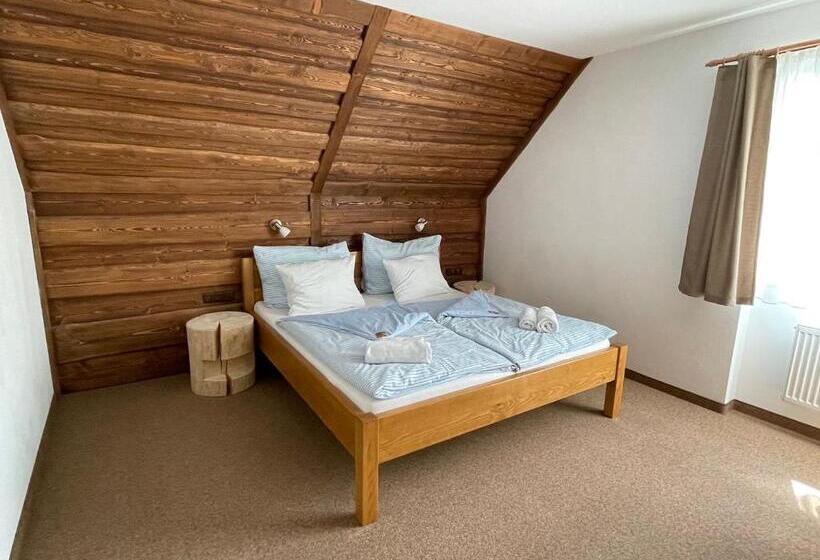 סוויטה משפחתית, Kristian