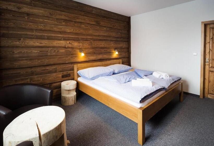 חדר דלוקס עם מרפסת, Kristian