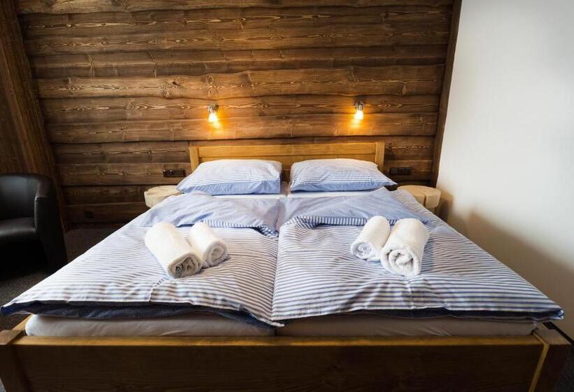 חדר דלוקס עם מרפסת, Kristian