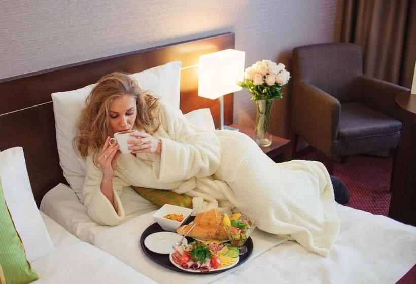 스탠다드 룸, Vestil