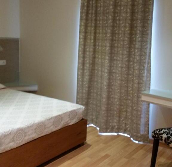 Номер Стандарт, Pensao Lourenco