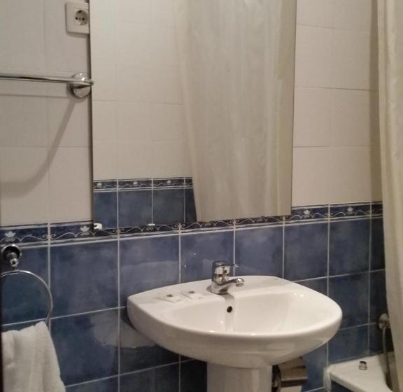 Номер Стандарт Трехместный, Pensao Lourenco