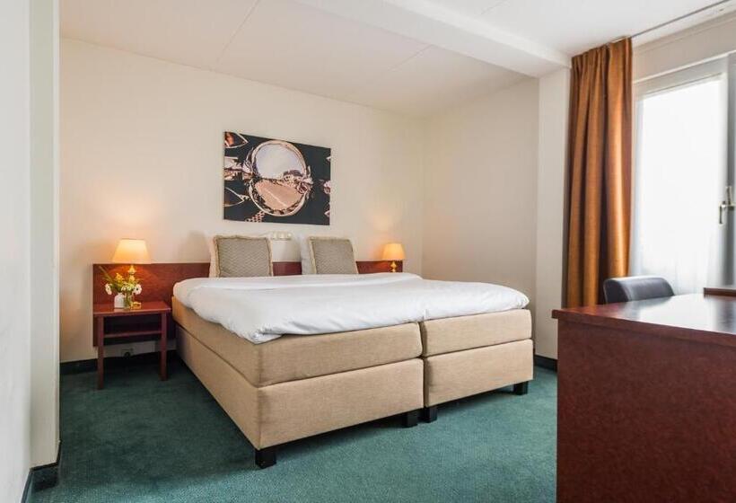 חדר סטנדרט, Prominent Inn