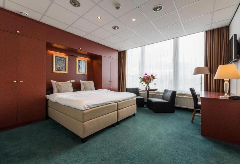 חדר קומפורט, Prominent Inn