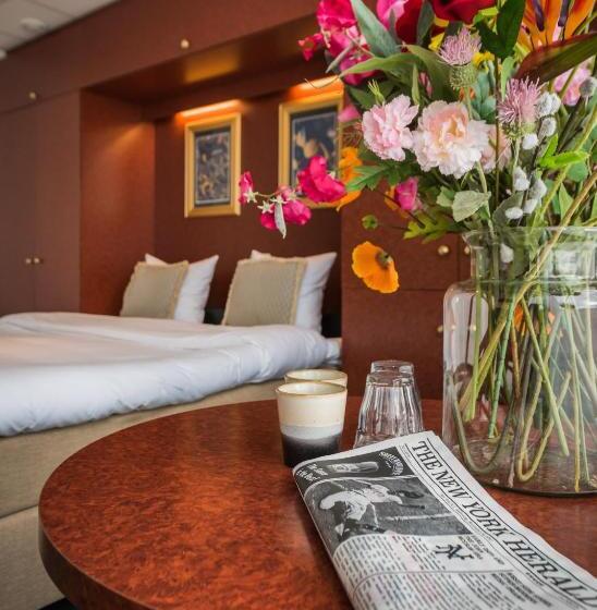 חדר קומפורט, Prominent Inn