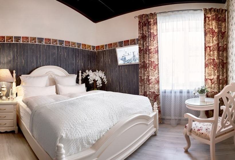 غرفة قياسية, Residence