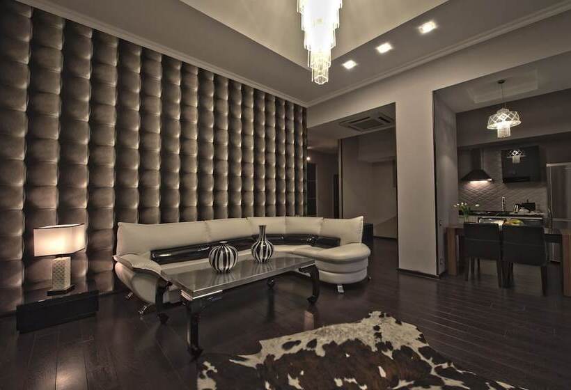 شقة غرفة واحدة, Residence