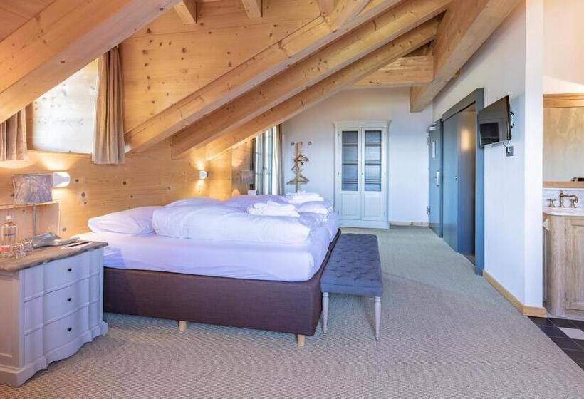 جناح جونيور, Rinderberg Swiss Alpine Lodge