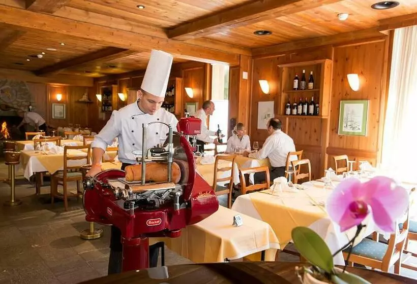 اتاق استاندارد, Ristorante Walser