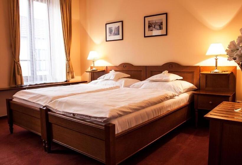 スタンダードルーム, Slunce