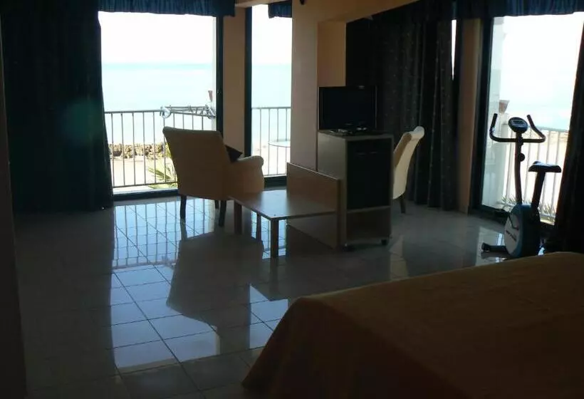 اتاق استاندارد یک نفره, Sul Mare Al Gabbiano