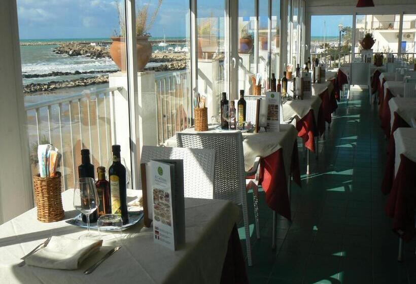 اتاق استاندارد چهار تخته, Sul Mare Al Gabbiano