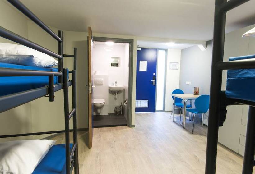 Кровать в Общей Комнате, Kings Inn City Hostel