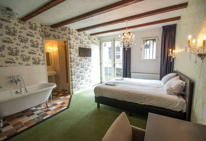 Номер Deluxe, Kings Inn City Hostel