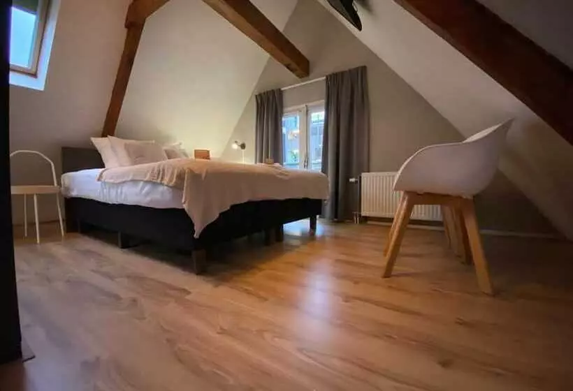 اتاق استاندارد سه نفره, Kings Inn City Hostel