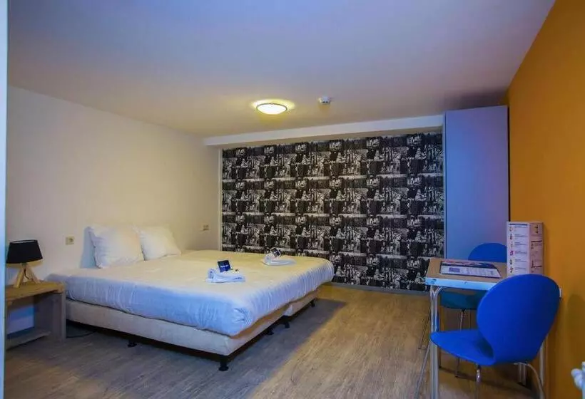 اتاق استاندارد, Kings Inn City Hostel