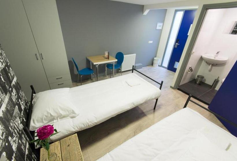Номер Стандарт, Kings Inn City Hostel