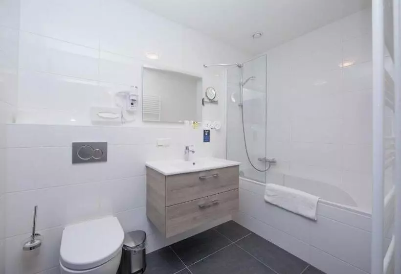 اتاق سوپریور, Kings Inn City Hostel