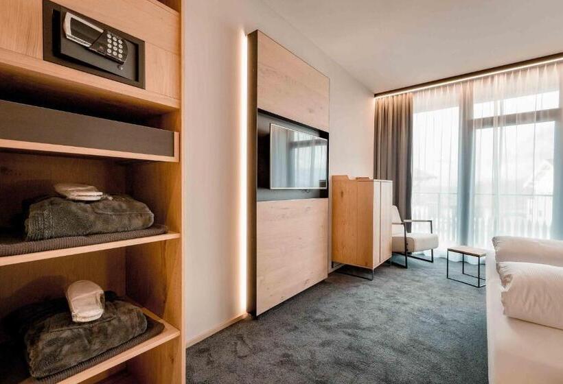 バルコニー付きデラックスルーム, Gasthof Hotel Post