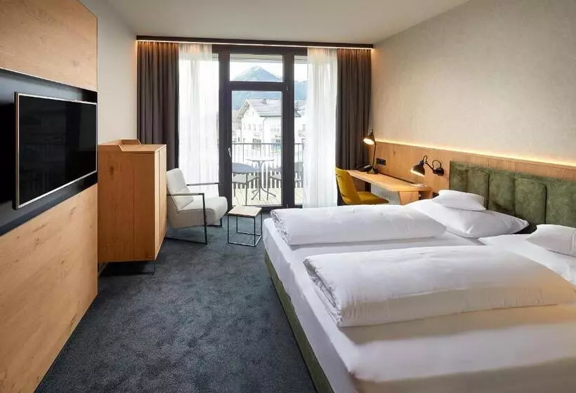 バルコニー付きデラックスルーム, Gasthof Hotel Post