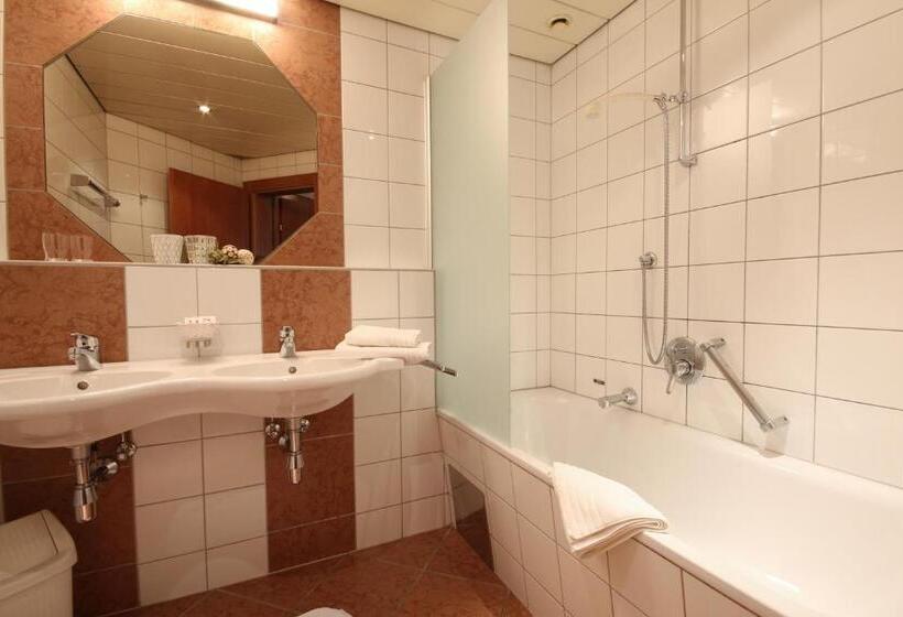 Номер Стандарт, Gasthof Neuner