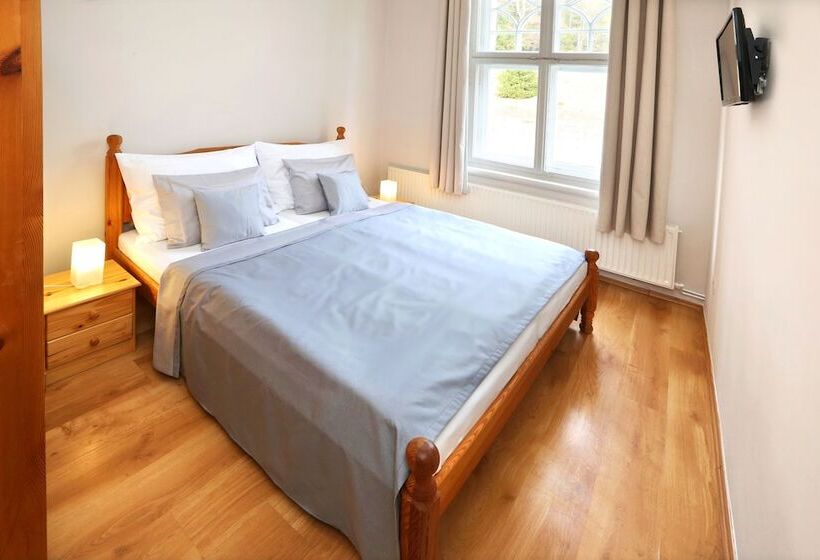 חדר סטנדרט, Zámeček Janovičky